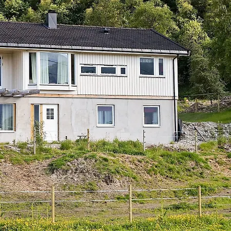 Two-bedroom Holiday In Hoviksnas 1 Apartmán *