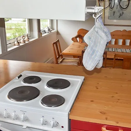 Two-bedroom Holiday In Hoviksnas 1 Sunndalsøra